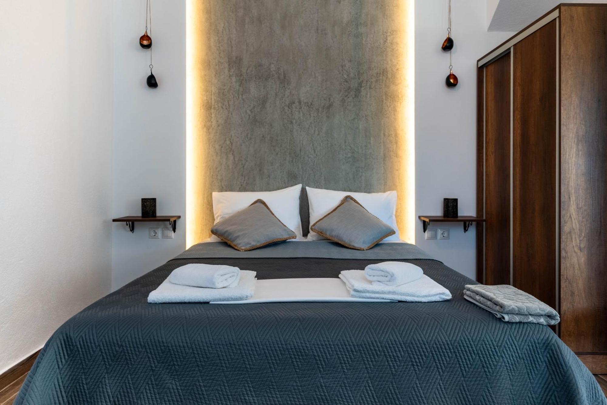 Aigli Luxury Studios เนอาโรดา ภายนอก รูปภาพ